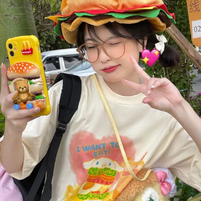 五岁萌宝村长带着村民登基了